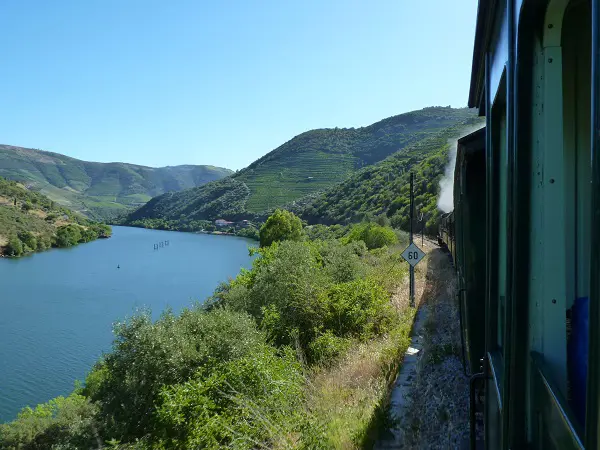 No comboio histórico do Douro